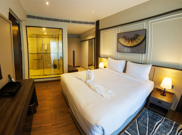 Cherry Villa with Balcony